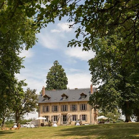 Domaine De Savigny Bed & Breakfast Saint-Saulge Exterior photo