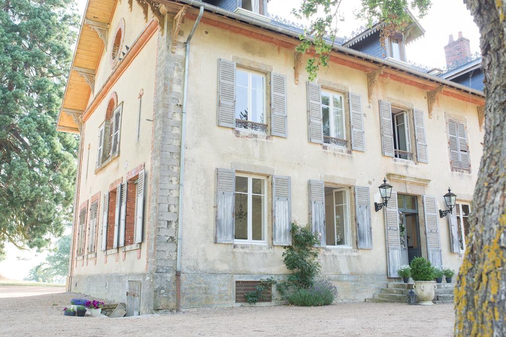 Domaine De Savigny Bed & Breakfast Saint-Saulge Exterior photo